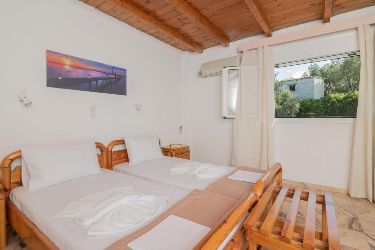 Agnadi Sea View Apartments Аликанас Екстериор снимка