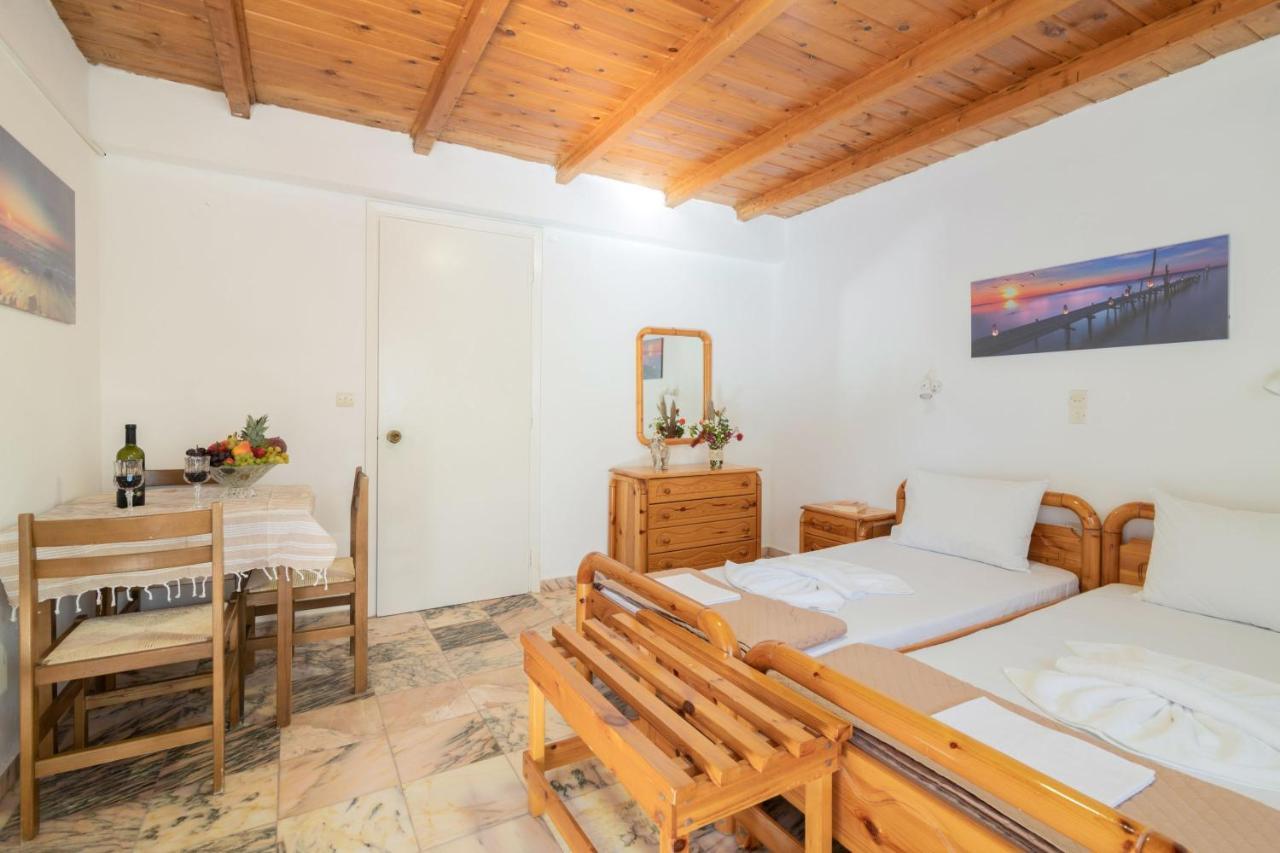 Agnadi Sea View Apartments Аликанас Екстериор снимка