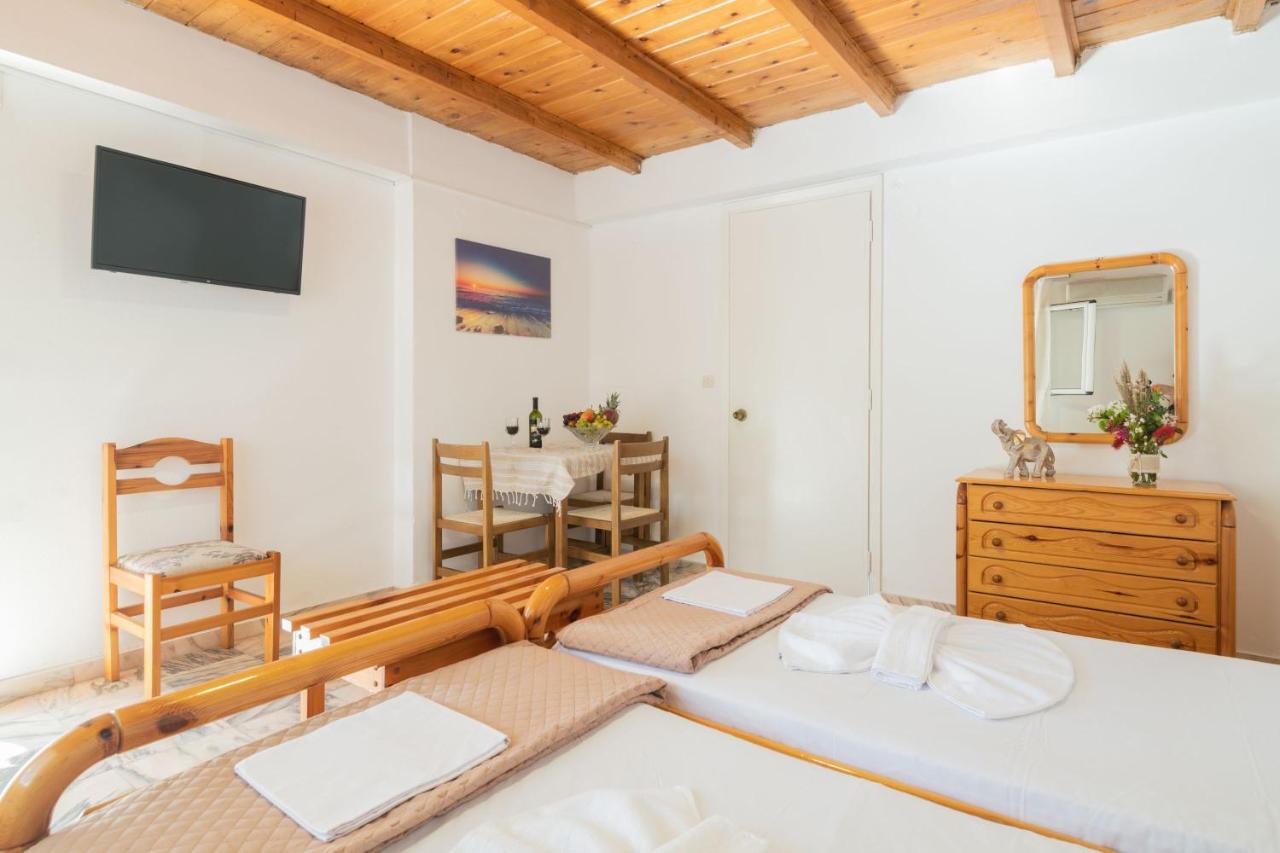 Agnadi Sea View Apartments Аликанас Екстериор снимка